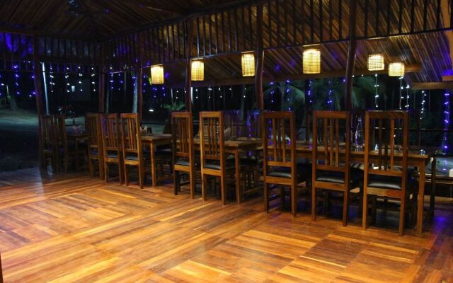 Rainforest Resort