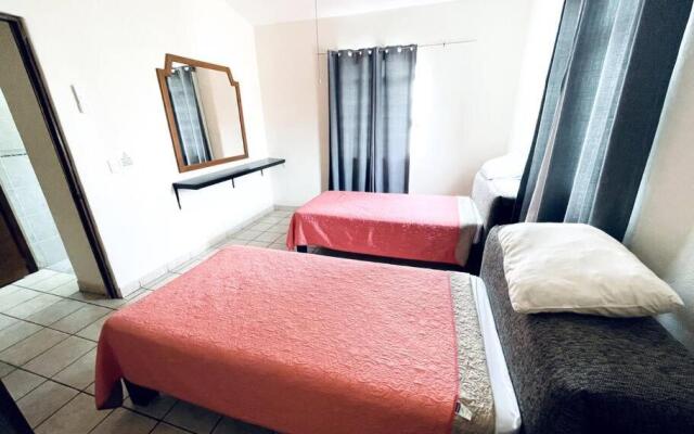 Casa grande con 4 habitaciones! Cerca del mar.