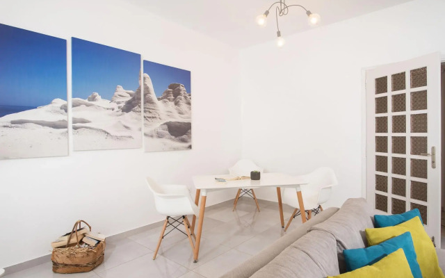 Milos Hotel