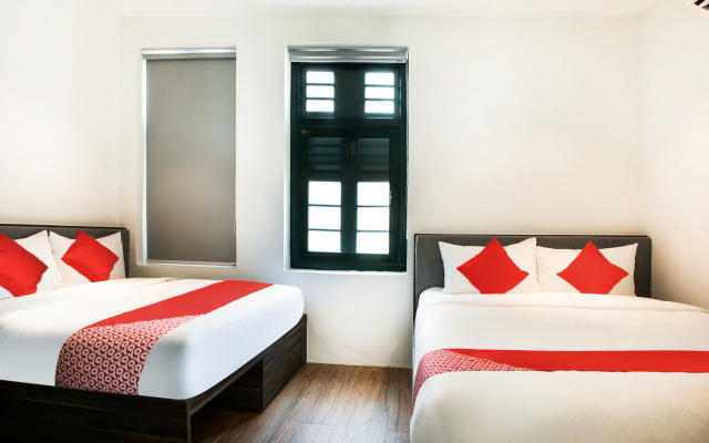 Eastern Hotel Georgetown – Guest Rooms – George Town