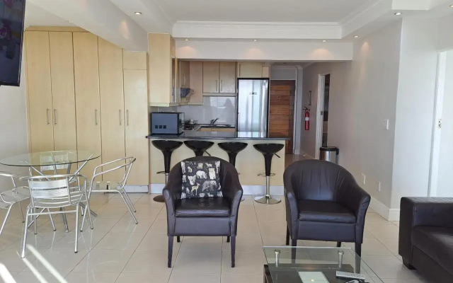 3 Bedroom Sea Facing Family Stay