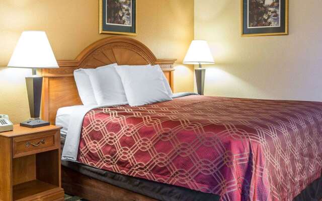 Econo Lodge Dalton West