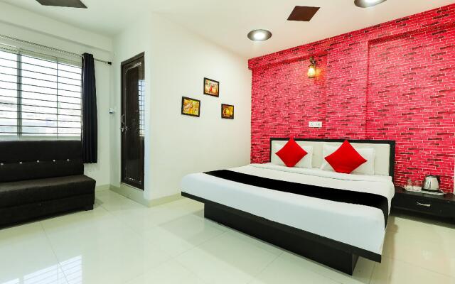Capital O 71256 Hotel Seemansh