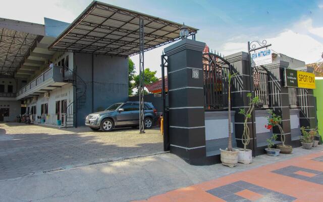 SPOT ON 2288 Kost Mittasukha Family