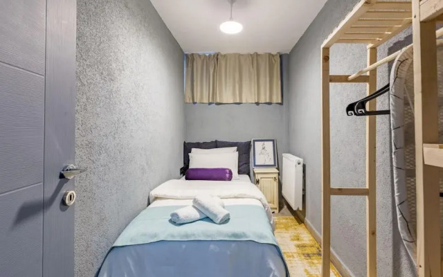 Cozy and Central Flat With Backyard in Kadikoy