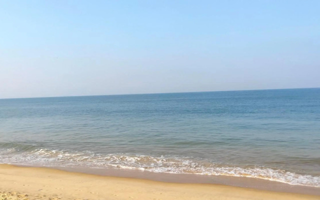 Spectrum Hub beach side Studio Apartment - Candolim - Goa