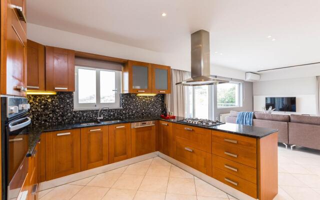 Villa Aelia I Modern & Ideal villa for large group