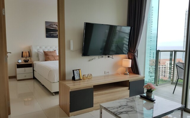 Riviera 1BR Sea View 3901 by Pattaya Holiday