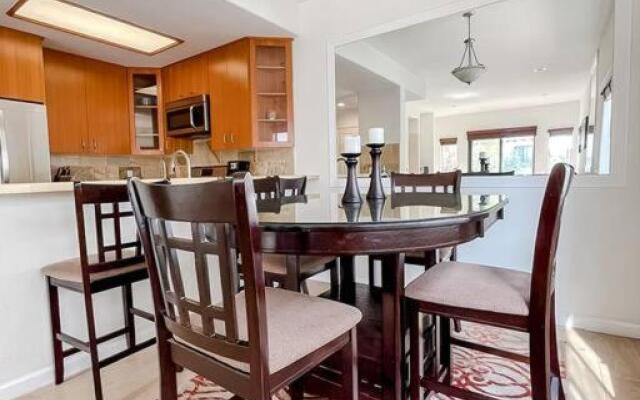 Supreme 2BD/3BA Condo - Los Angeles