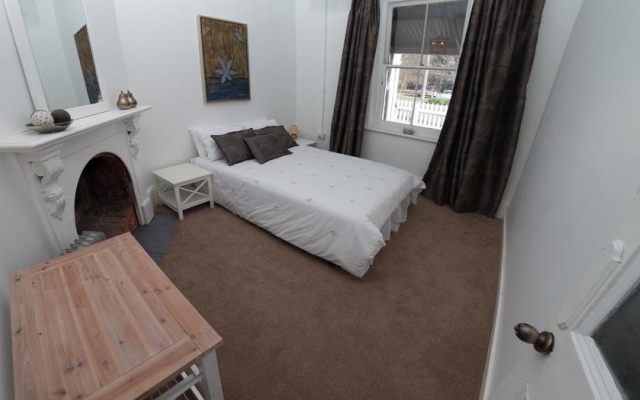 Rothery House – Guest Rooms – Myrtleford