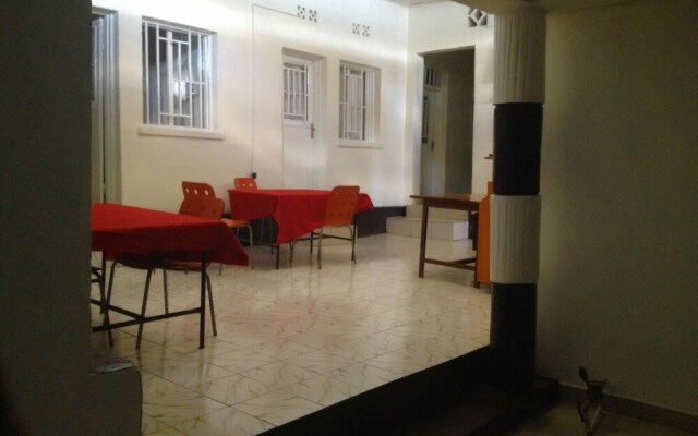 Sky House Inn
