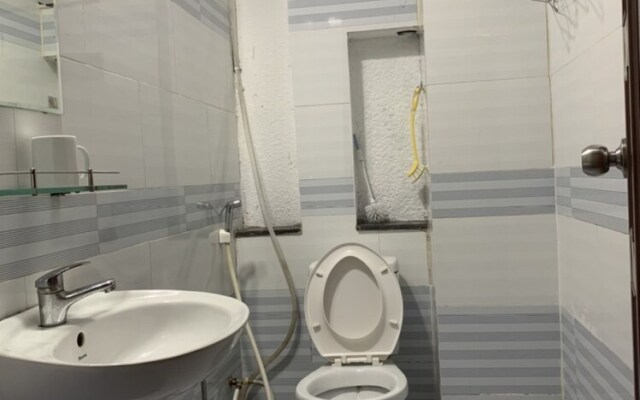 Oyo Room By Gia Bao Hotel