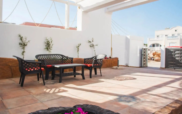 La Belle Vie Santorini