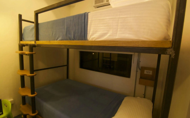 Spot On Junction Hostel