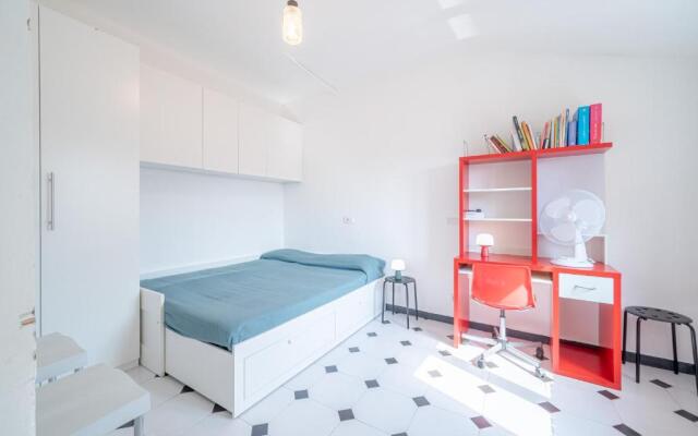 NEW!Apt 2 min walk from the Beach of Voltri