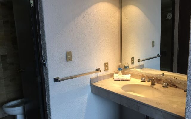 Hotel Parador Del Rio