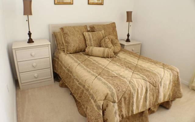 Lake View House 4 Bedroom