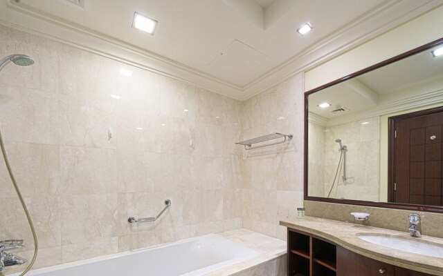 Grandeur Living 2BR plus Maid with Beach Access