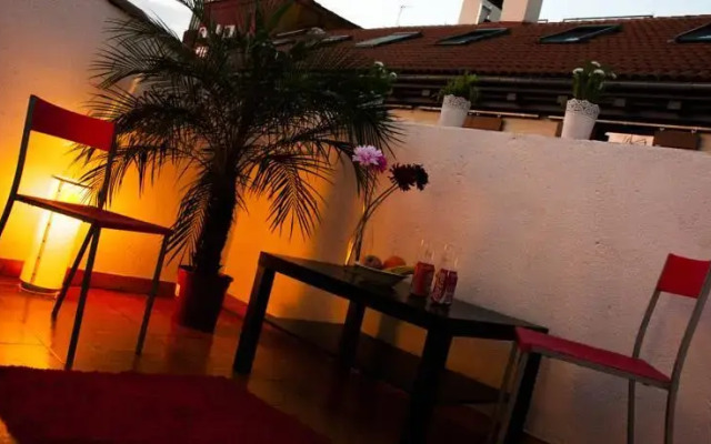 Loft besides Gran Via