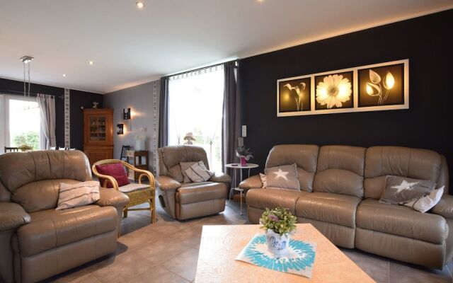 Luxurious Villa in Wibrin Ardennes with Pool
