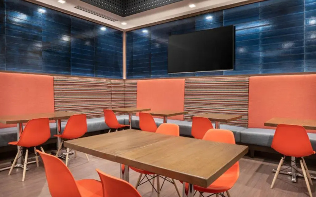 Home2 Suites By Hilton Denver Downtown Convention