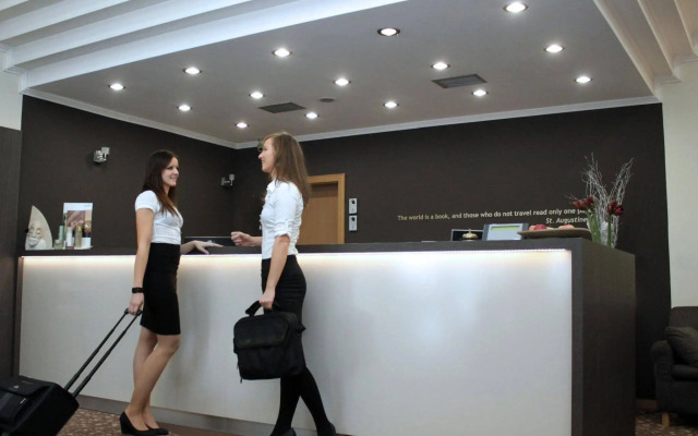 Hotel Piramida