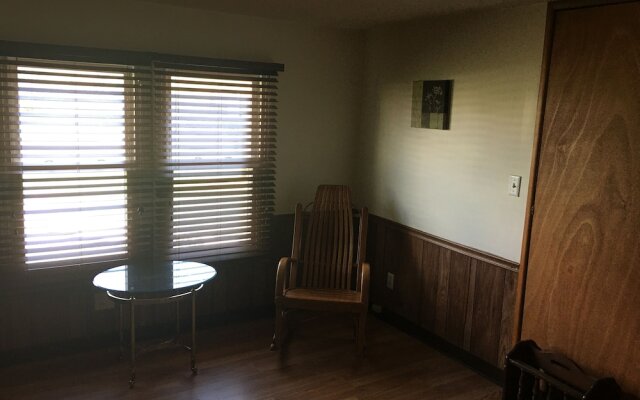 Cadiz Motel by OYO on route 250