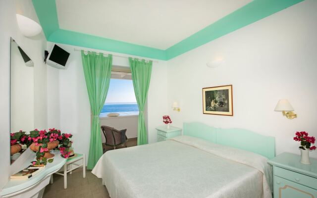 Hotel Ossidiana Stromboli Center