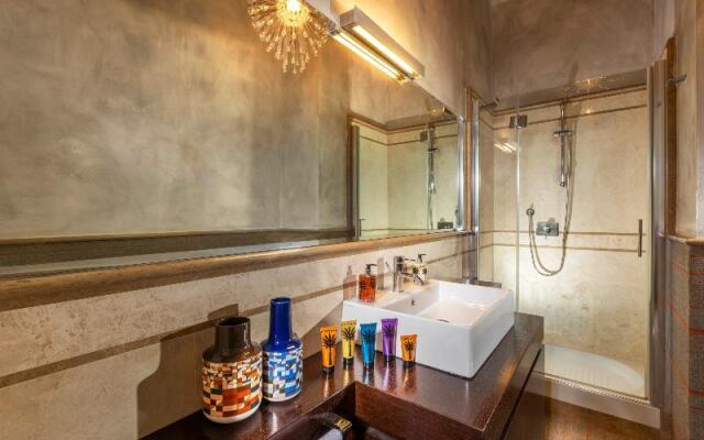 Manfredi Palm Suites