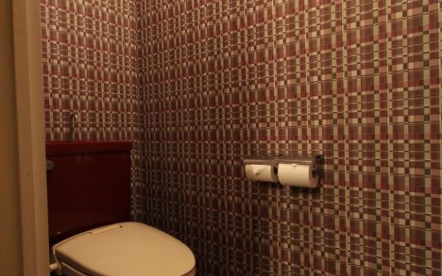 THE HOTEL - Adults Only