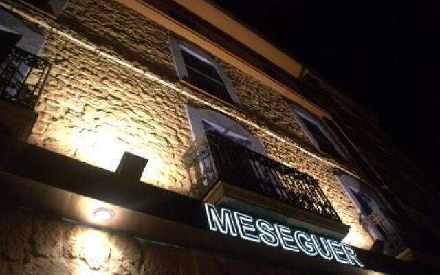 Aparthotel Meseguer