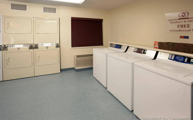 Sonesta Simply Suites Austin The Domain Area