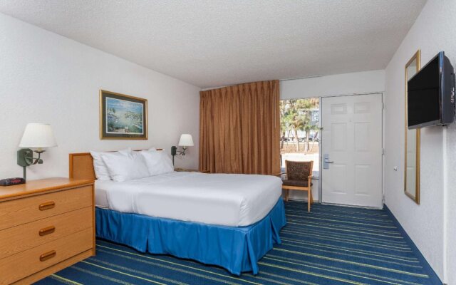 Days Inn by Wyndham West Palm Beach