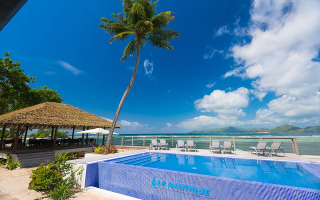 Le Nautique - Luxury Waterfront Hotel