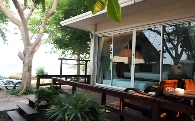 Larissa Samed resort