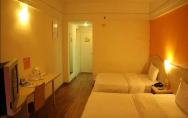7 Days Inn
