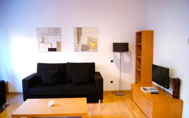 Places4stay Ramblas 2bd