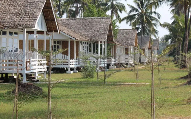 Orchid Adventure Shore Resort
