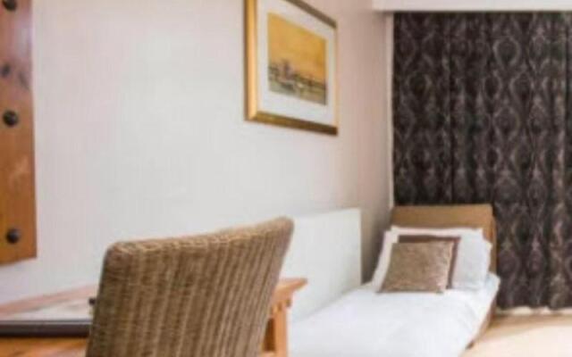 The Manor Hotel