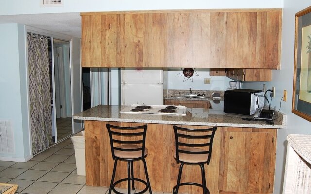 Island Winds West 177 condo