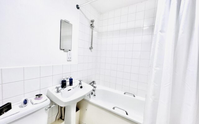 Lovely 1-bed Apartment in London by the Harbour