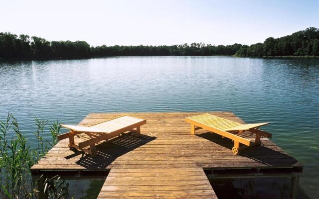 Schloss und Gut Liebenberg