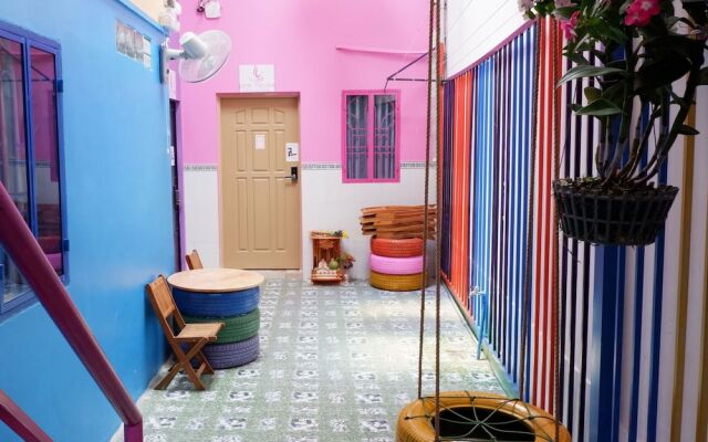 Winter Spring Homestay Center