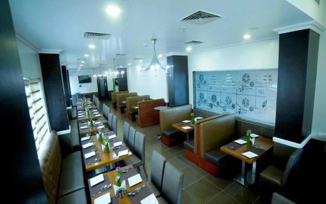 Alexander Luxury Hotel