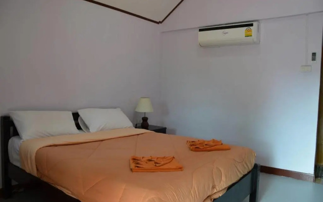 Phi Phi Jungle Hill Bungalow