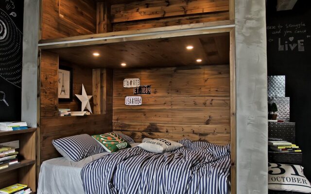 Sanya Time Loft
