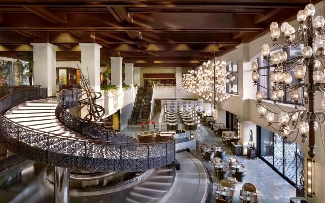 Sofitel Philippine Plaza