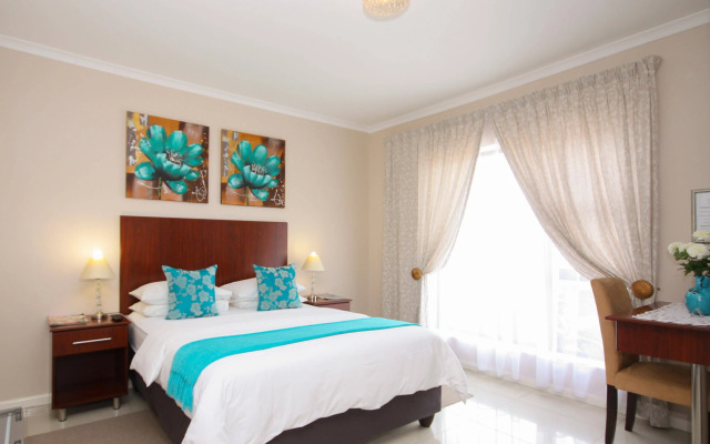Le Blue Guesthouse