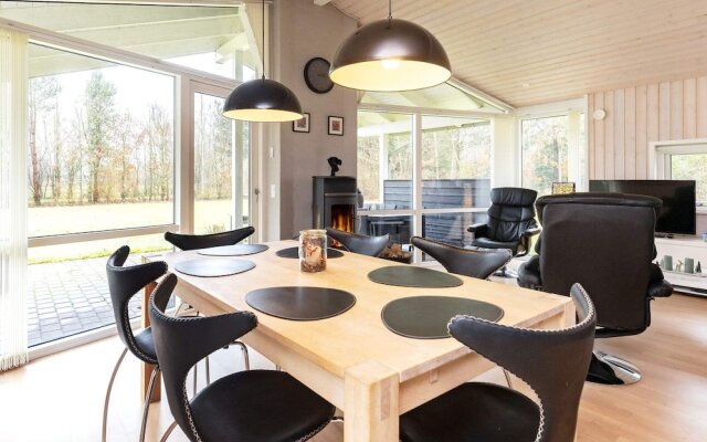 6 Person Holiday Home in Hojslev-by Traum