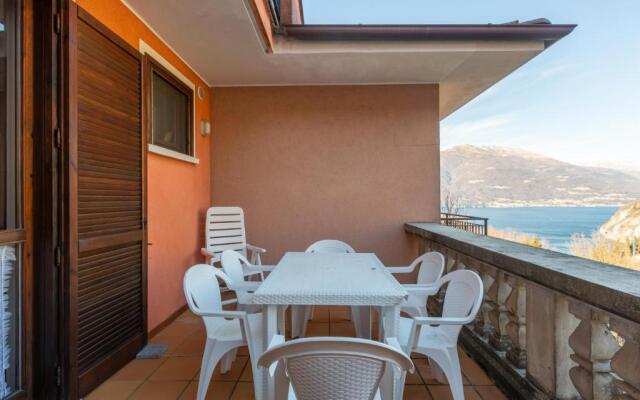 Mysa Properties - Lovely Studio between Lake and Castle